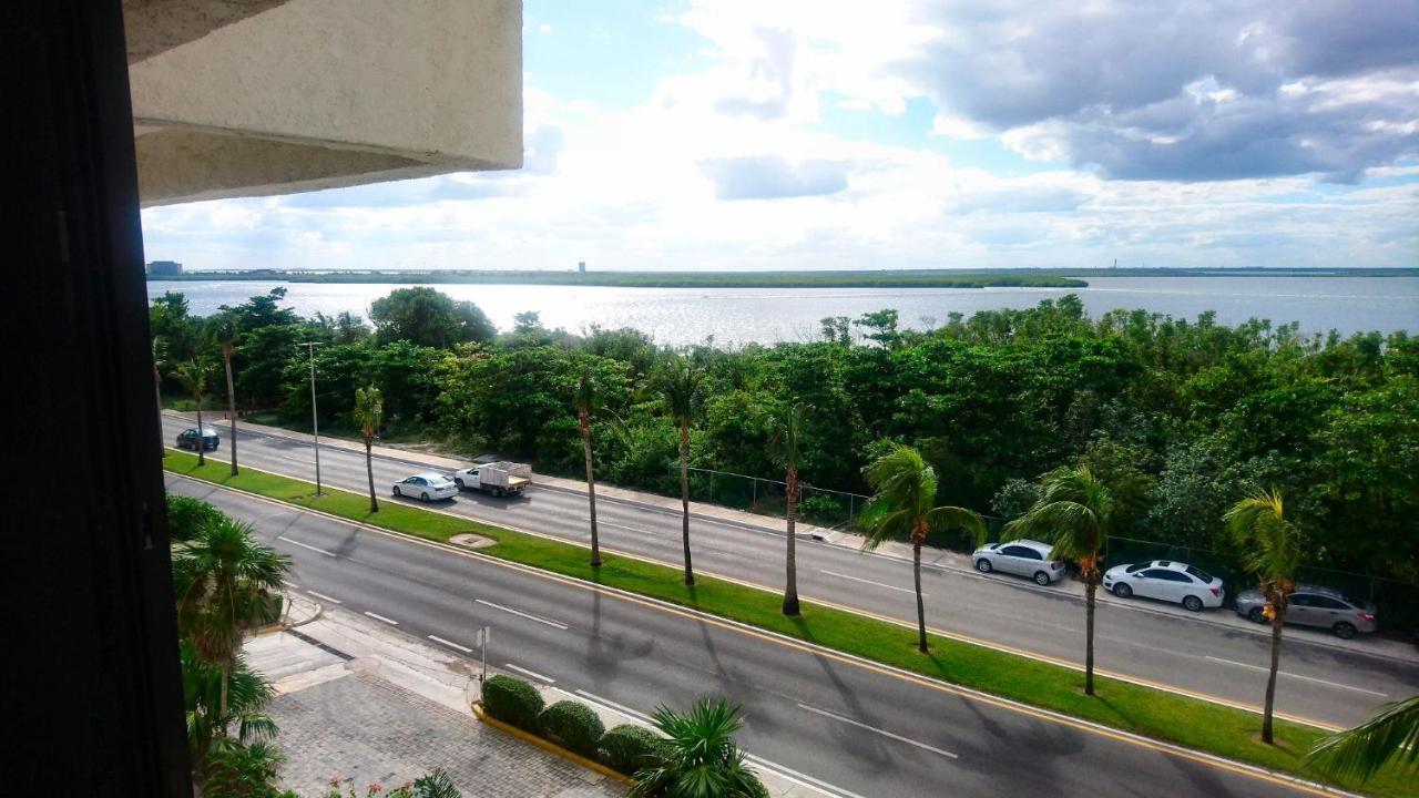 Brisas Sealight Apartment Cancún Zewnętrze zdjęcie